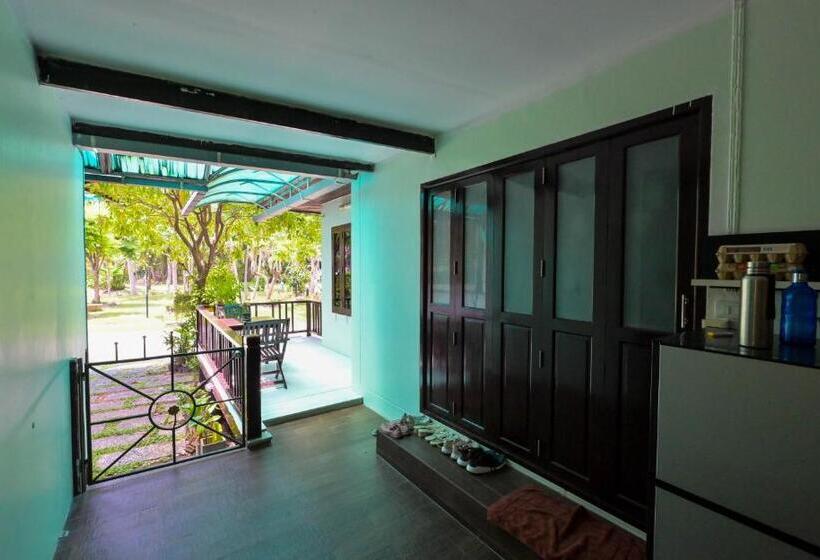 Pensão Poowadee Resort