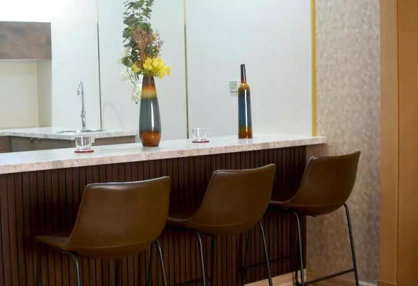 Redwaves Hotel فندق ريدويفز