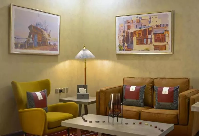 Redwaves Hotel فندق ريدويفز