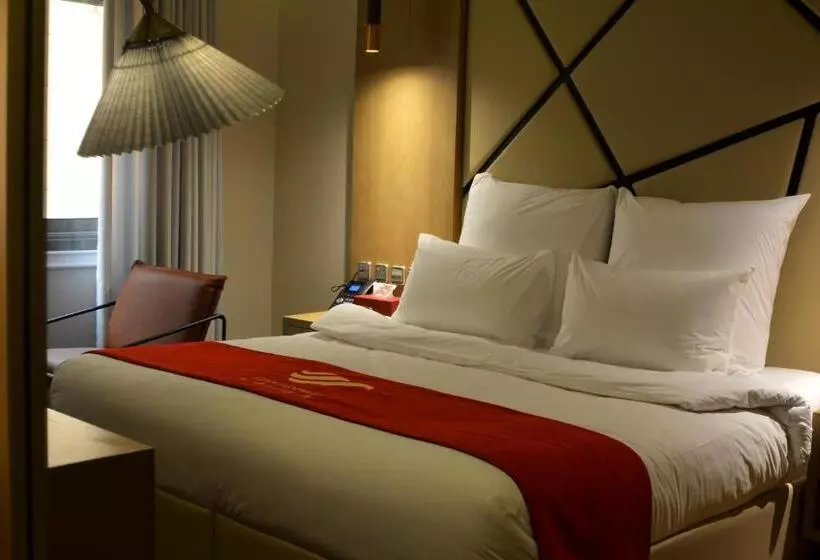 Redwaves Hotel فندق ريدويفز