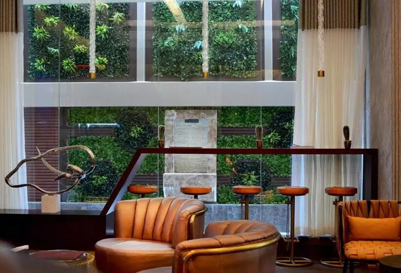 Redwaves Hotel فندق ريدويفز