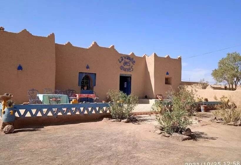 تختخواب و صبحانه La Vallée Des Dunes Auberge, Bivouacs Et Excursions