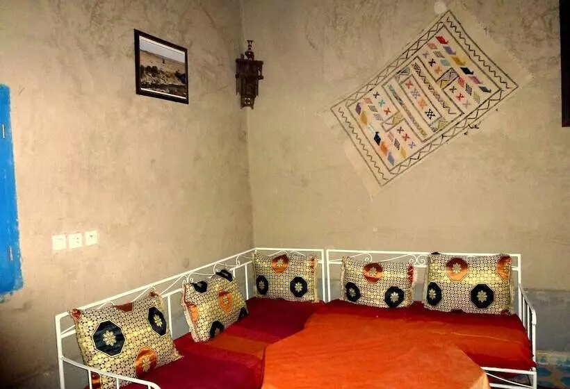 تختخواب و صبحانه La Vallée Des Dunes Auberge, Bivouacs Et Excursions