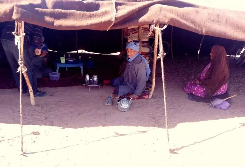 تختخواب و صبحانه La Vallée Des Dunes Auberge, Bivouacs Et Excursions