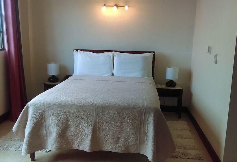 هتل Brandsville Suites