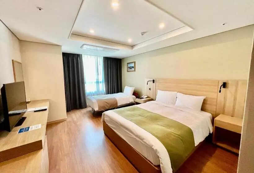 Crown Harbor Hotel Busan