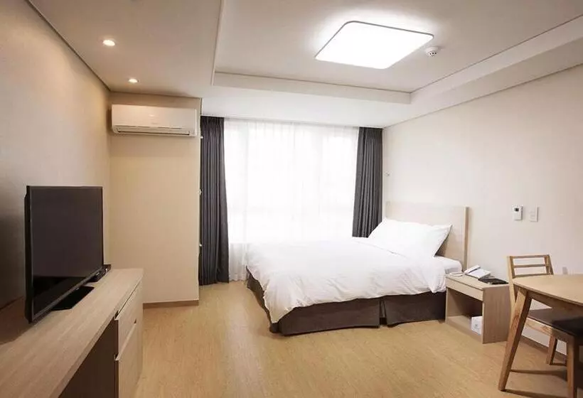 Crown Harbor Hotel Busan