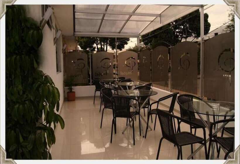 בית מלון כפרי Dorado Plaza Bogota