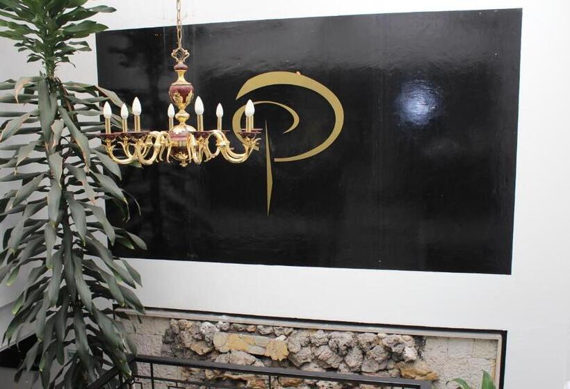 בית מלון כפרי Dorado Plaza Bogota