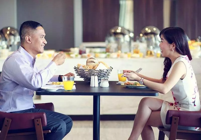 ホテル Mercure Karawang