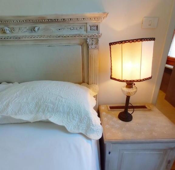 Отель Oviv Dimora Del Borgo