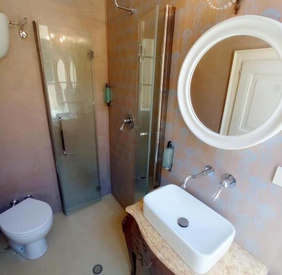 Отель Oviv Dimora Del Borgo