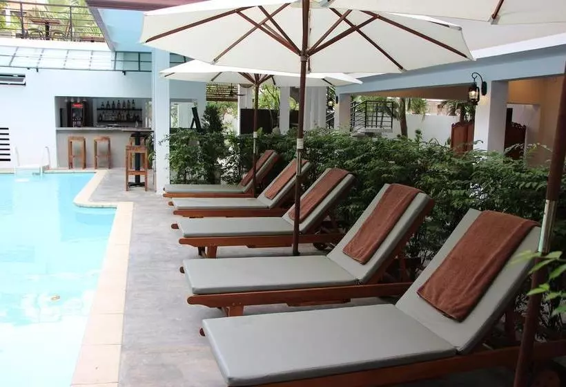 בית מלון כפרי Palm Tree Boutique