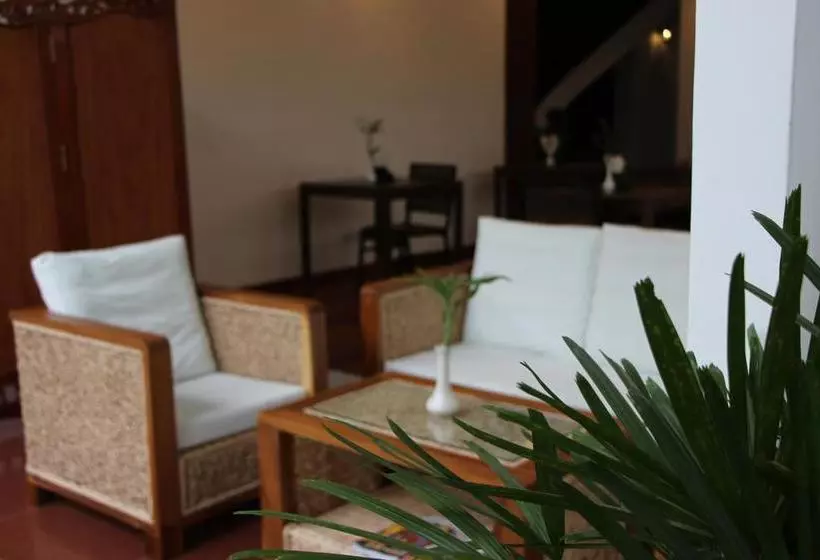 בית מלון כפרי Palm Tree Boutique