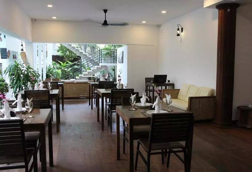 בית מלון כפרי Palm Tree Boutique