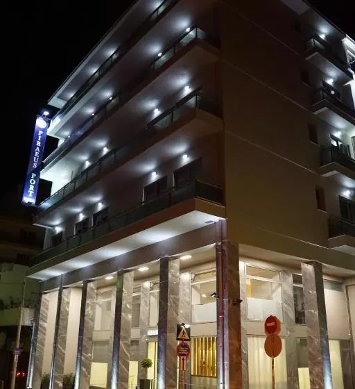 Hotel Piraeus Port