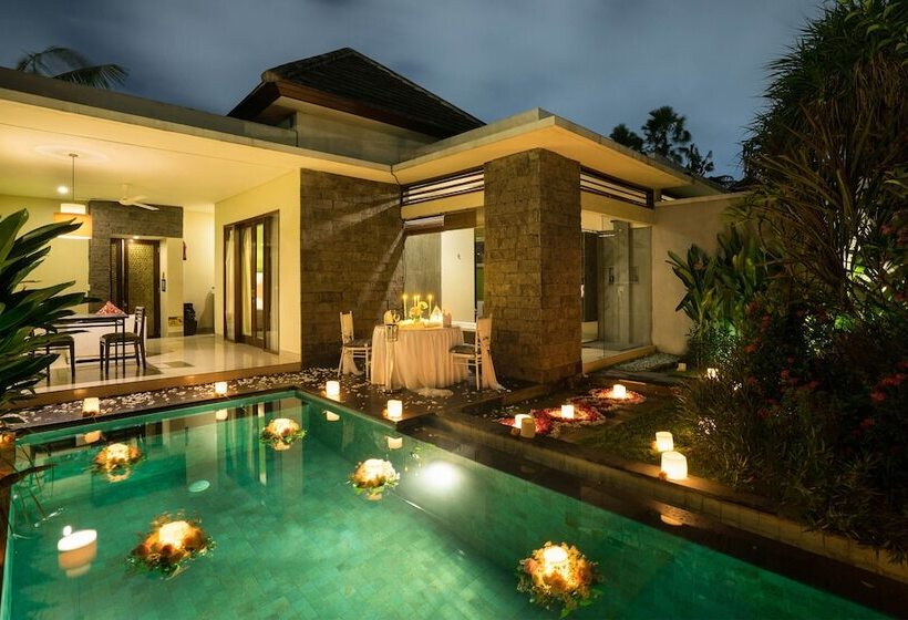 Отель Royal Samaja Villas