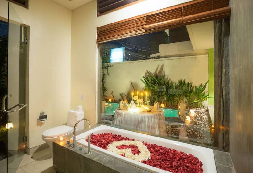 Отель Royal Samaja Villas