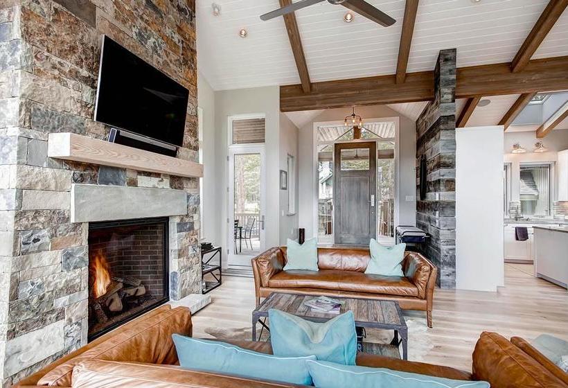 فندق Sunrise Ski Haus