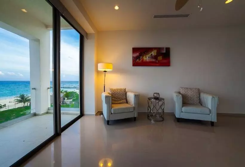 هتل The 5th Avenue