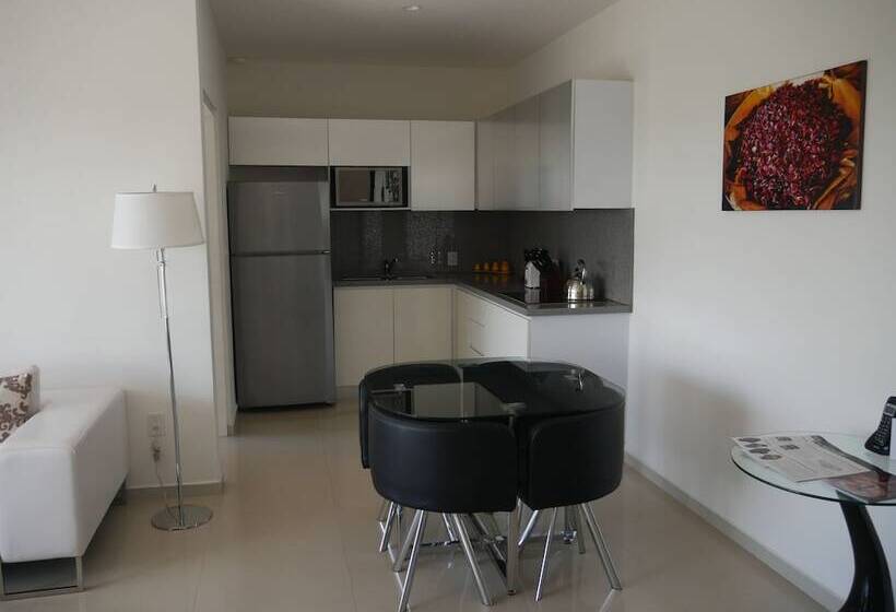 فندق The 5th Avenue