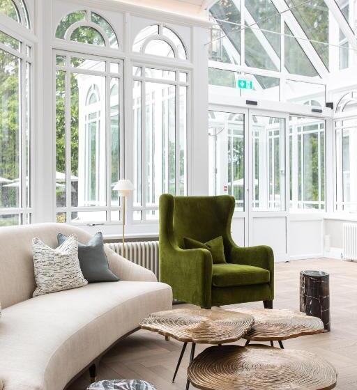 فندق Tullyglass House