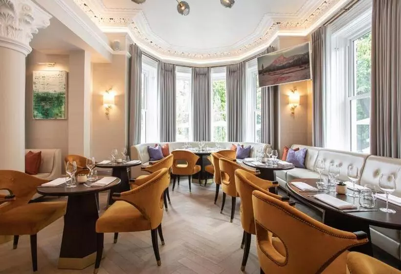 Hotelli Tullyglass House