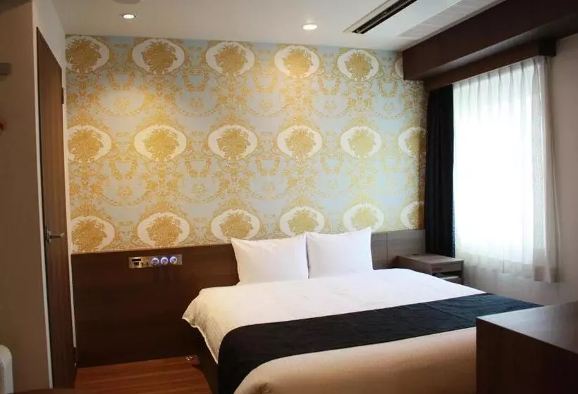 Otel LiVEMAX Umeda Central