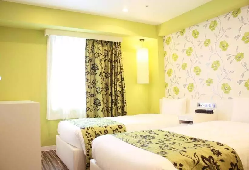 Otel LiVEMAX Umeda Central