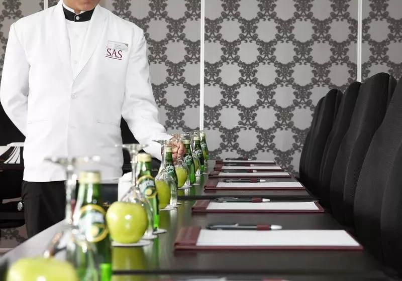 Hotell Warwick Al Jubail