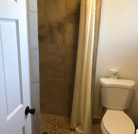 Отель Westwind Lodge