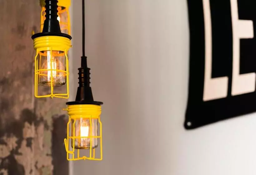 اقامتگاه The Social Hub Paris La Défense