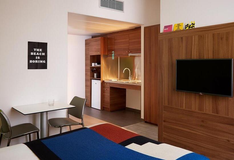 اقامتگاه The Social Hub Paris La Défense