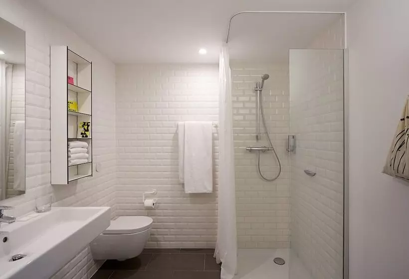 اقامتگاه The Social Hub Paris La Défense