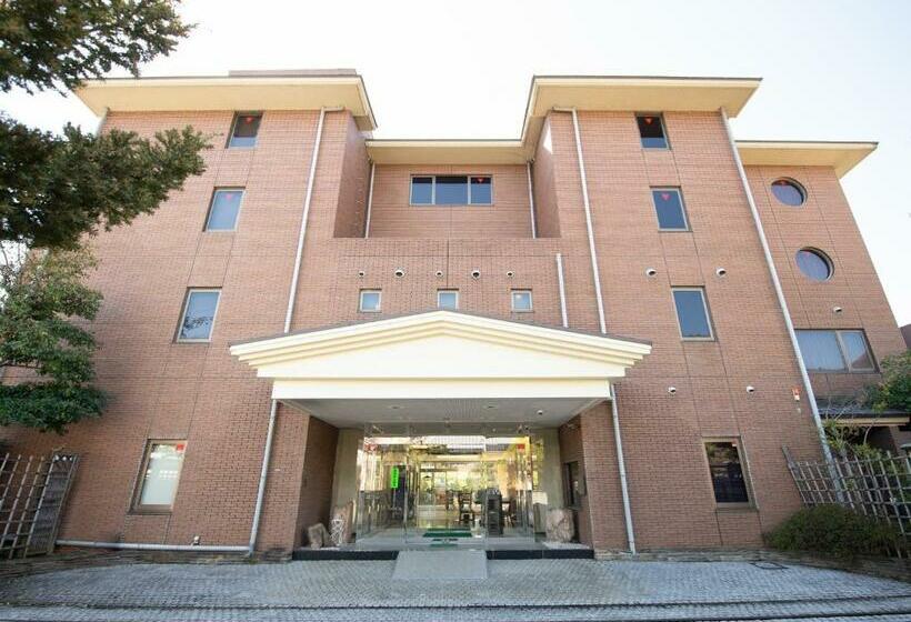 בית מלון כפרי Chateraise Lodge Kasugai