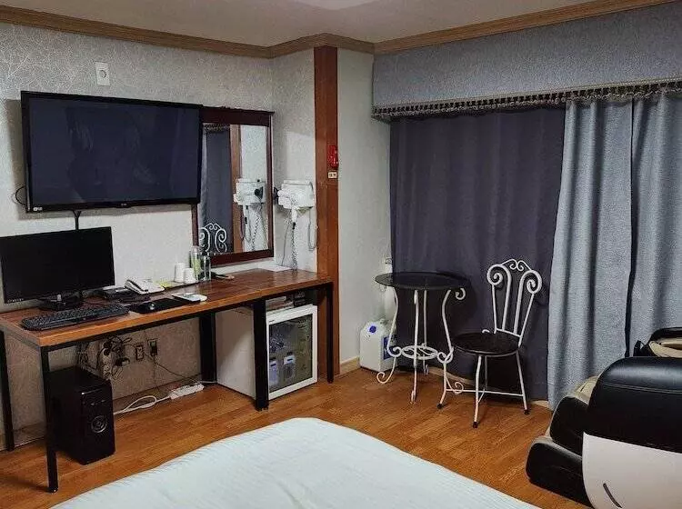 Hani Motel