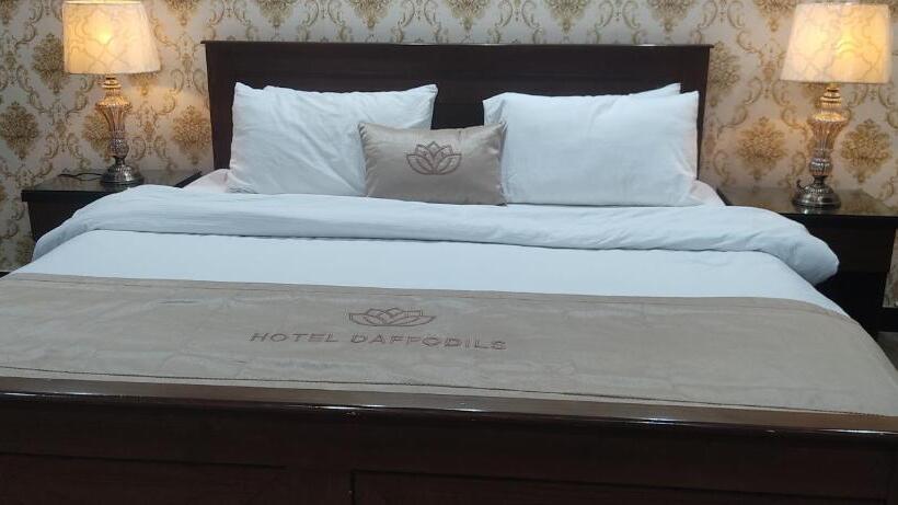 هتل Daffodils