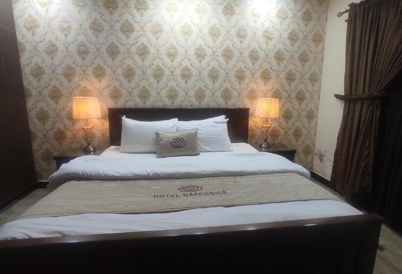 هتل Daffodils