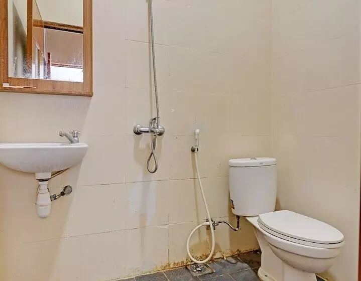 ホテル Oyo 92334 Abi Manyu Syariah