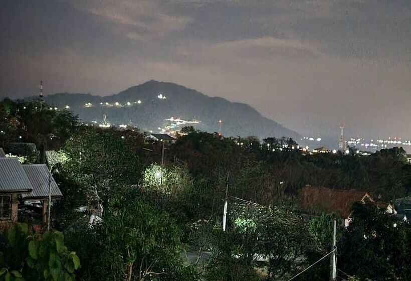 Hotel Sawasdee Sichang Resort