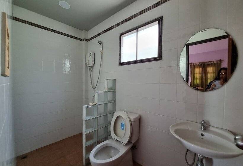 Hotel Sawasdee Sichang Resort