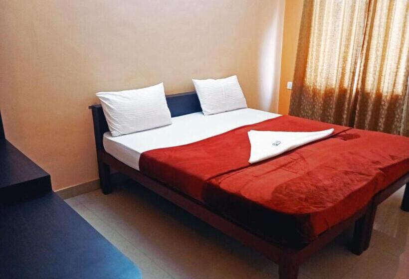 酒店 Staymaker Varad International