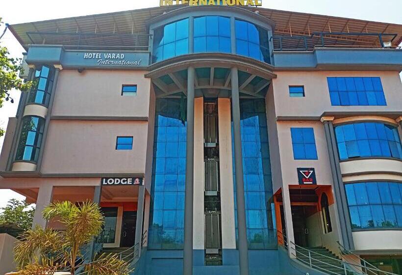 酒店 Staymaker Varad International