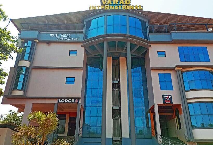 酒店 Staymaker Varad International
