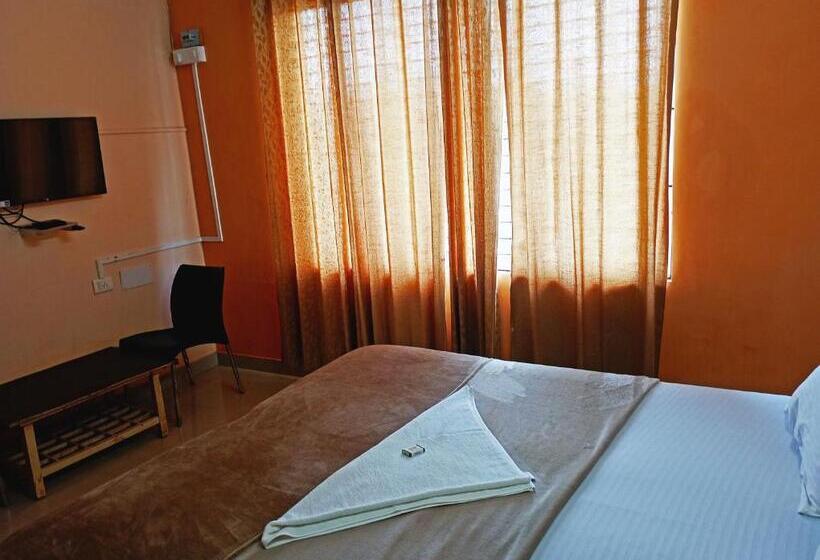 酒店 Staymaker Varad International