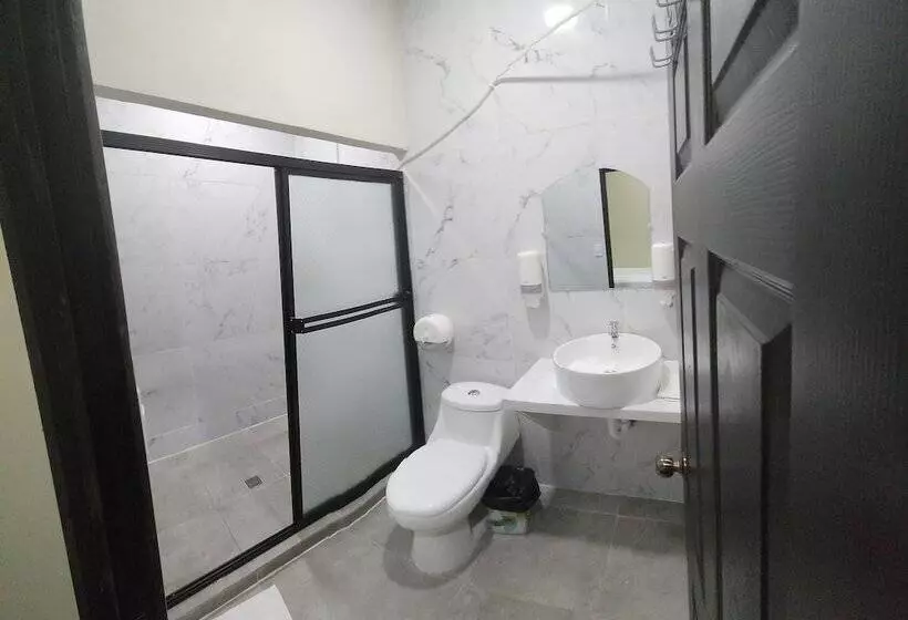 Mi Tierra Hotel Y Restaurante