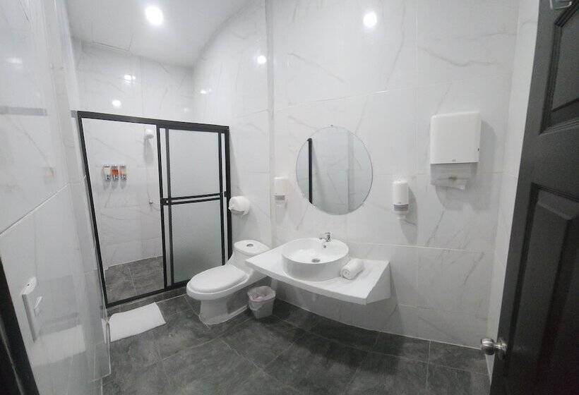 Mi Tierra Hotel Y Restaurante