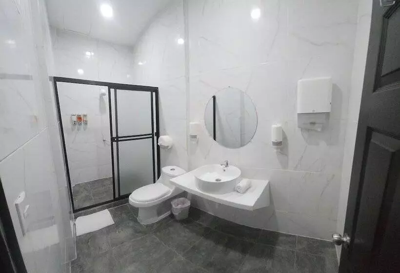 Mi Tierra Hotel Y Restaurante