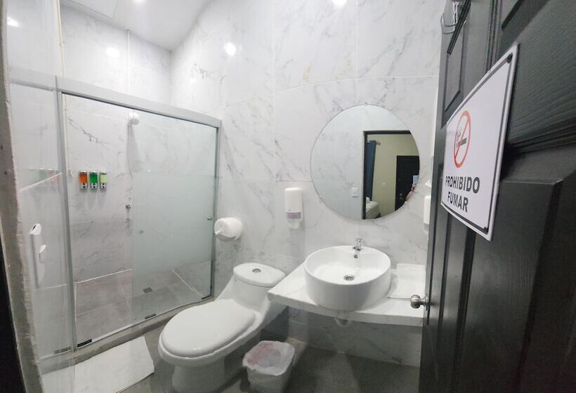 Mi Tierra Hotel Y Restaurante