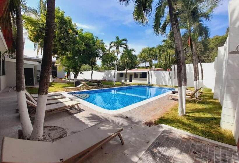 Mi Tierra Hotel Y Restaurante